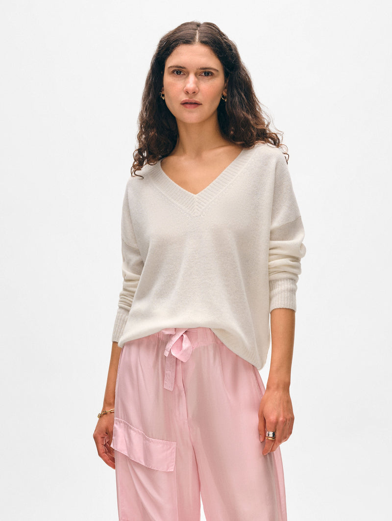 Cashmere Featherweight V Neck